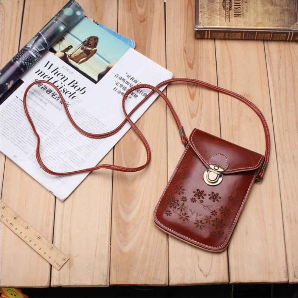 NWT Vintage Style Mini Crossbody Shoulder Bag